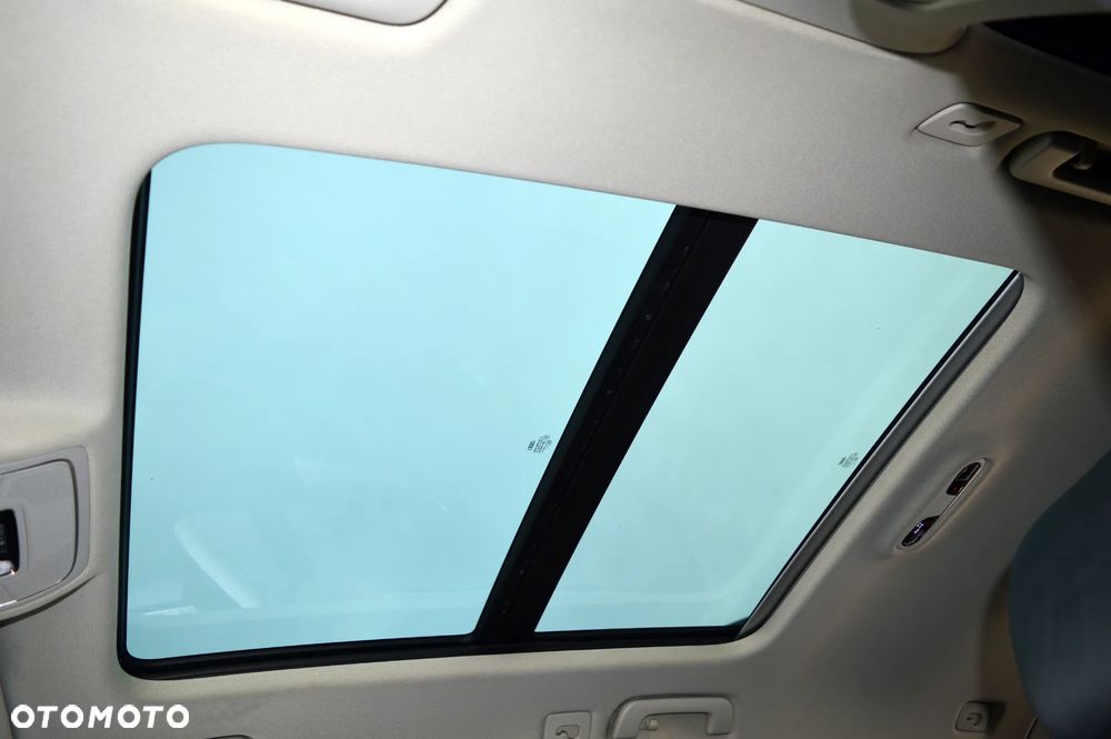 Audi A6 Avant 3.0 TDI quattro S tronic - 38