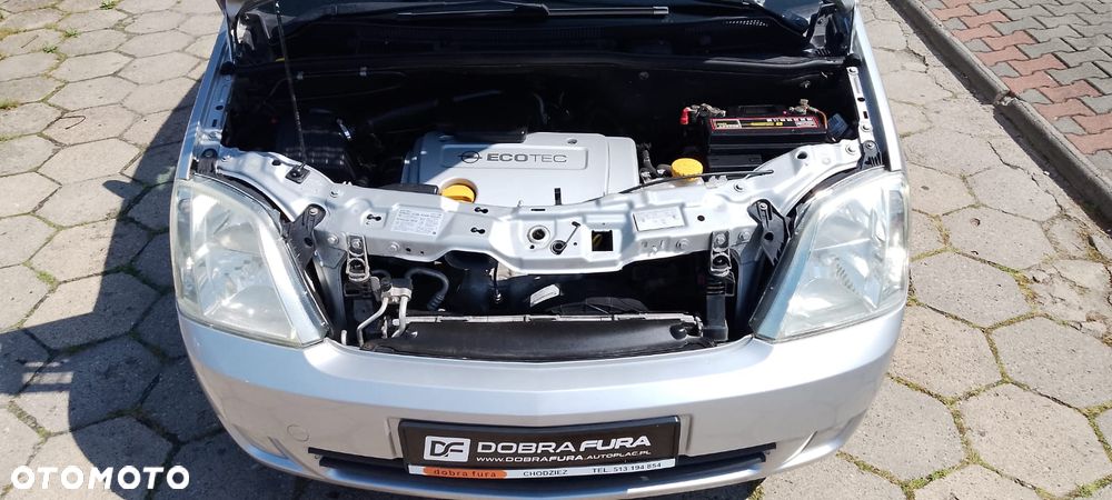 Opel Meriva ver-1-6-16v-cosmo-easytronic - 18