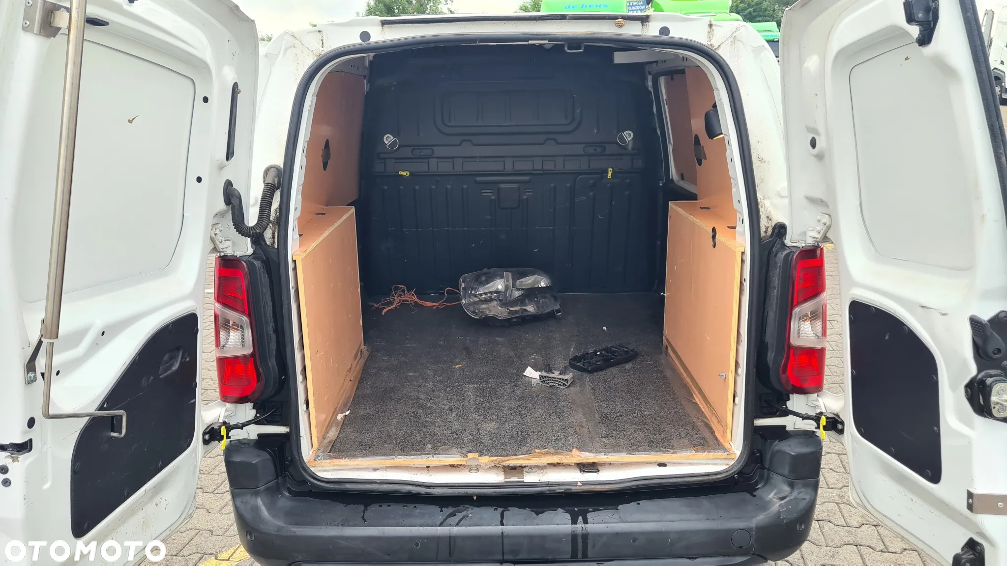 Peugeot Partner - 9