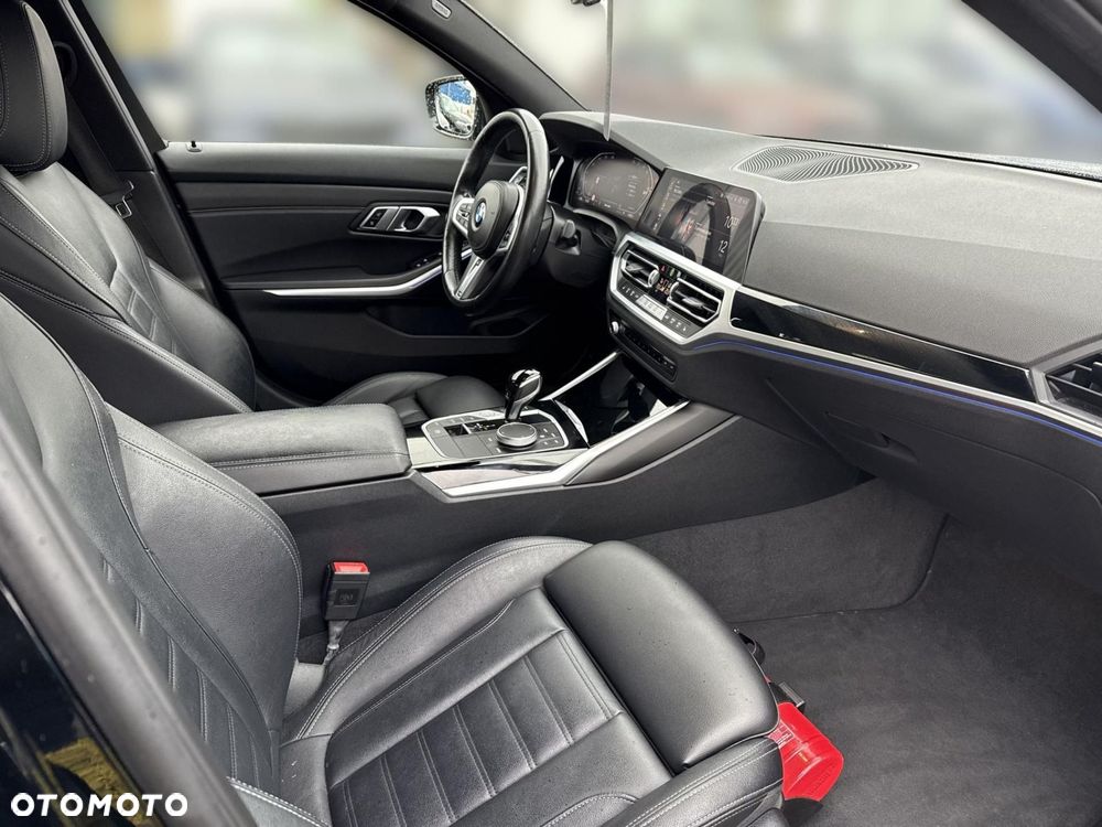 BMW Seria 3 318i Sport Line - 7