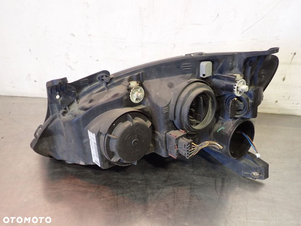 LAMPA PRAWA PRZEDNIA OPEL CORSA C - 6
