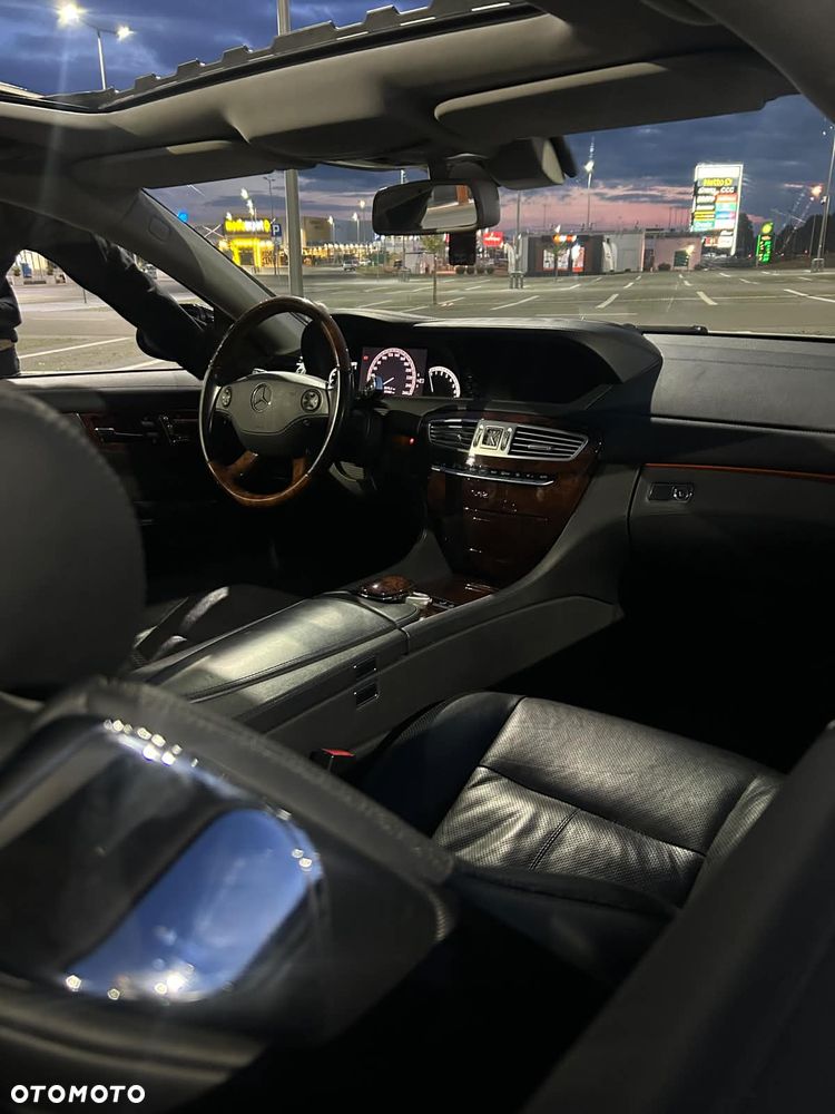 Mercedes-Benz CL 500 7G-TRONIC - 23