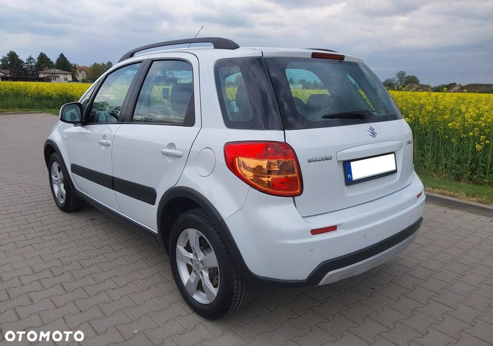 Suzuki SX4 1.6 Comfort - 13
