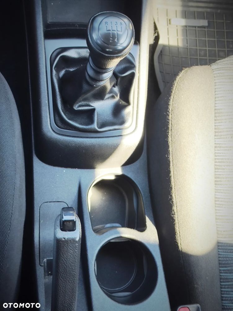 Kia Ceed - 20