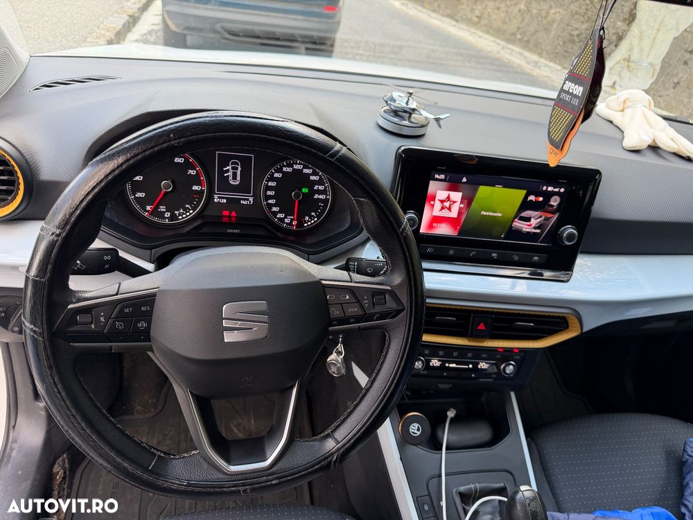 Seat Ibiza ver-1-0-tsi-dsg7-style - 2