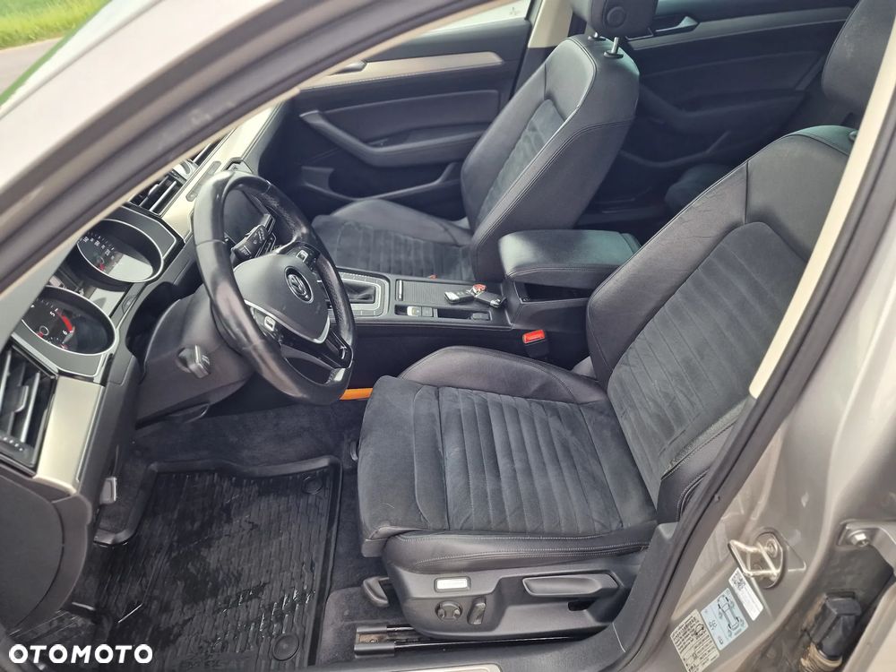 Volkswagen Passat 1.6 TDI (BlueMotion Technology) DSG Comfortline - 18