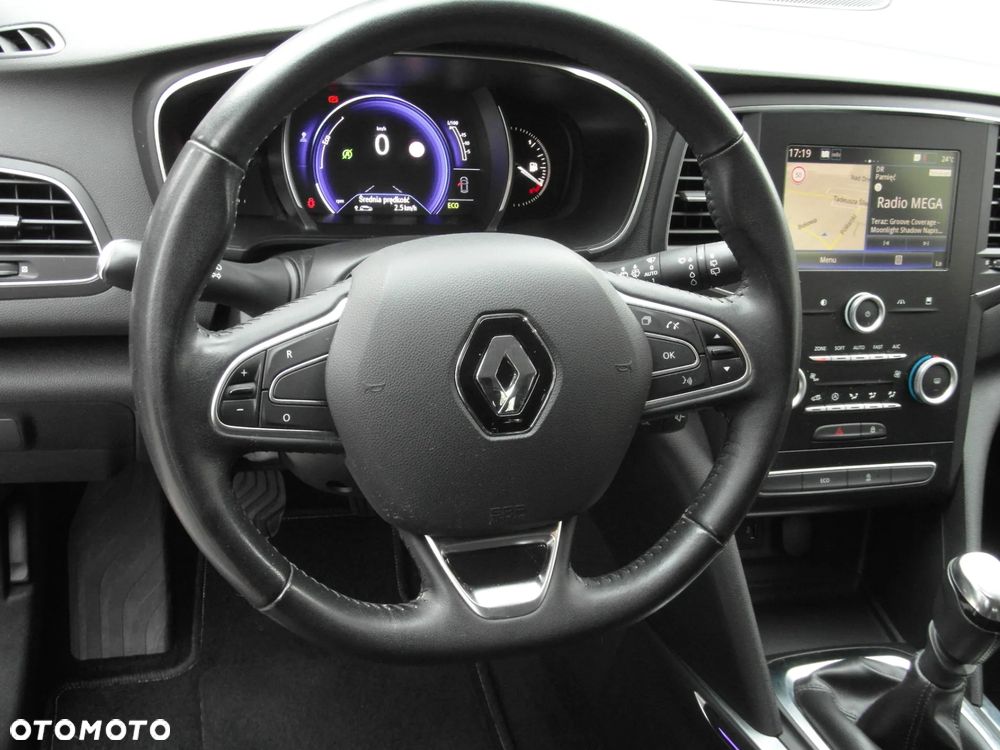 Renault Megane ENERGY TCe 100 PLAY - 23
