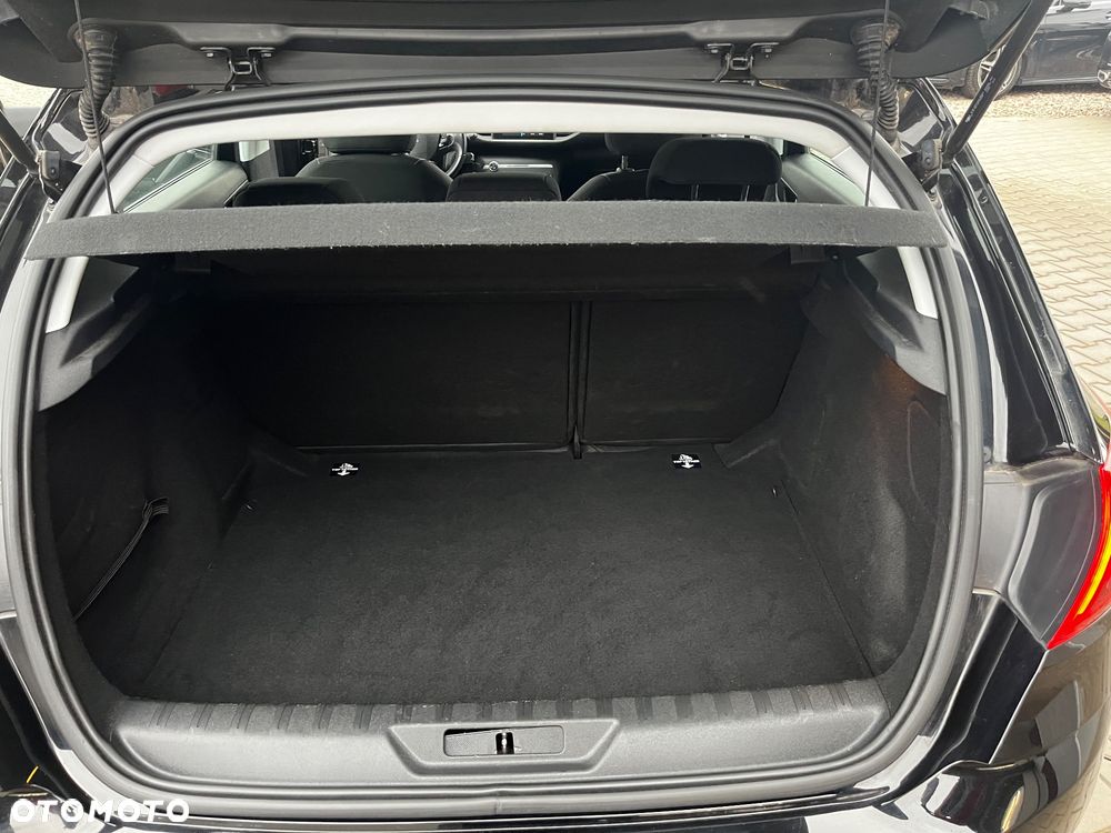 Peugeot 308 1.5 BlueHDi Active S&S - 28