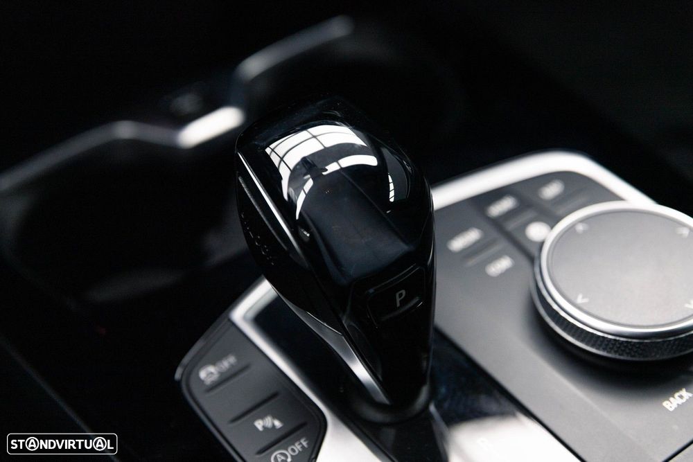 BMW 218 Gran Coupé i Pack Desportivo M - 45