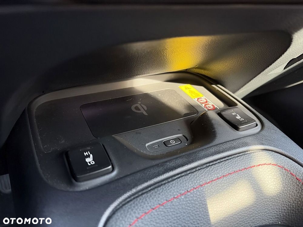Toyota Corolla 2.0 Hybrid GR Sport - 25
