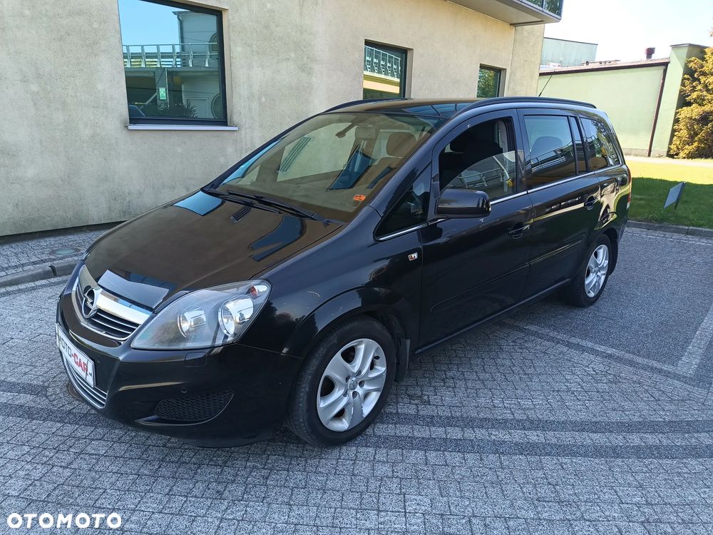 Opel Zafira - 1