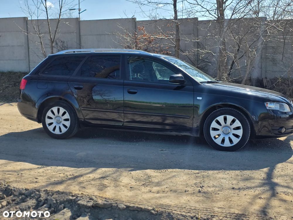 Audi A4 Avant - 4
