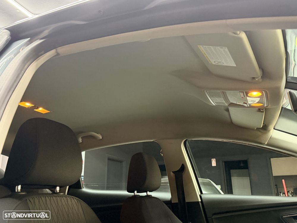 SEAT Leon 1.6 TDI DPF S&S Style - 20