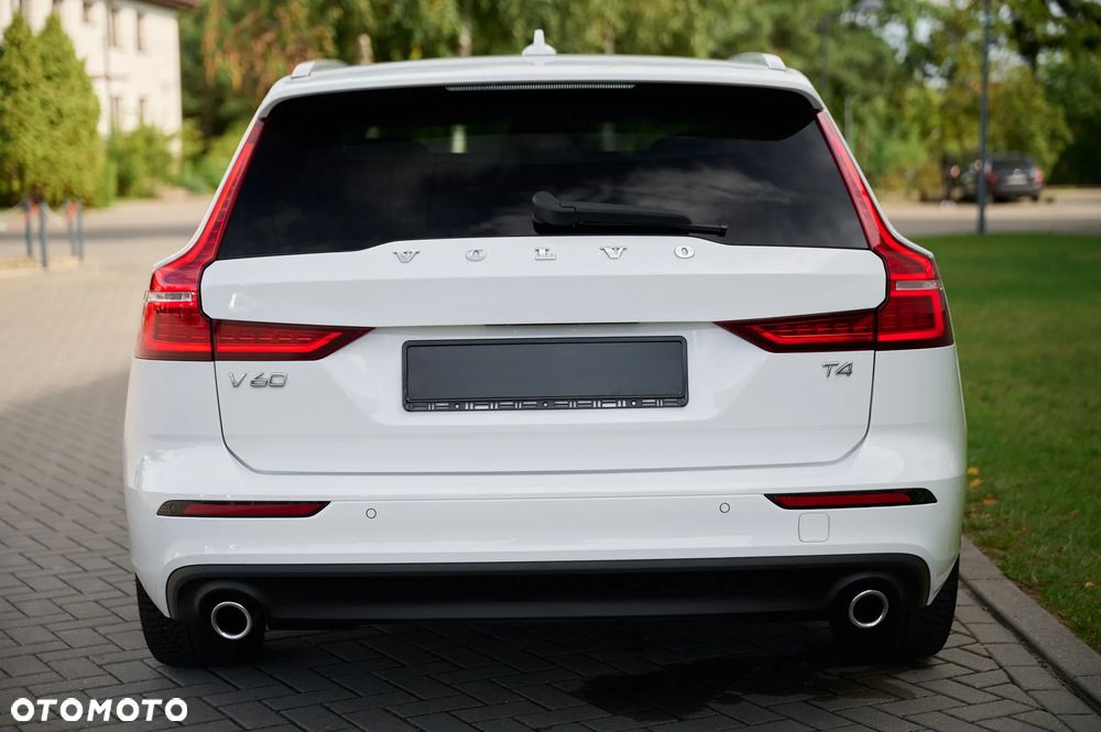 Volvo V60 2.0T Geartronic Powershift Momentum - 11