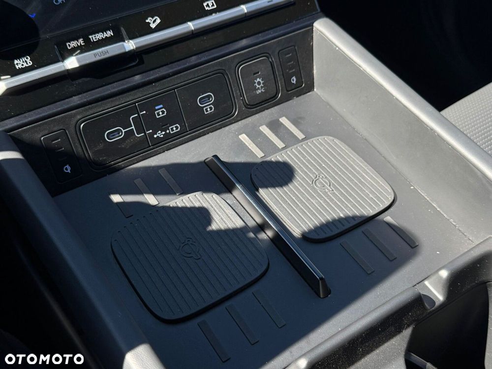 Hyundai Santa Fe 1.6 T-GDI HEV Calligraphy 4WD 6os - 23