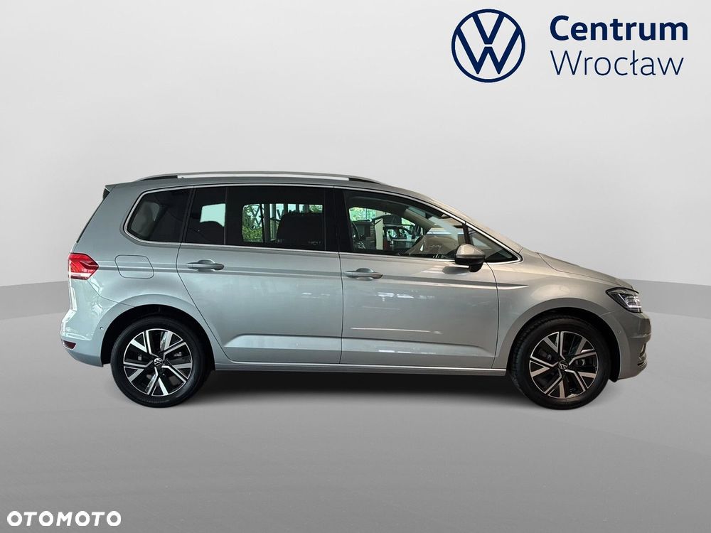 Volkswagen Touran - 3