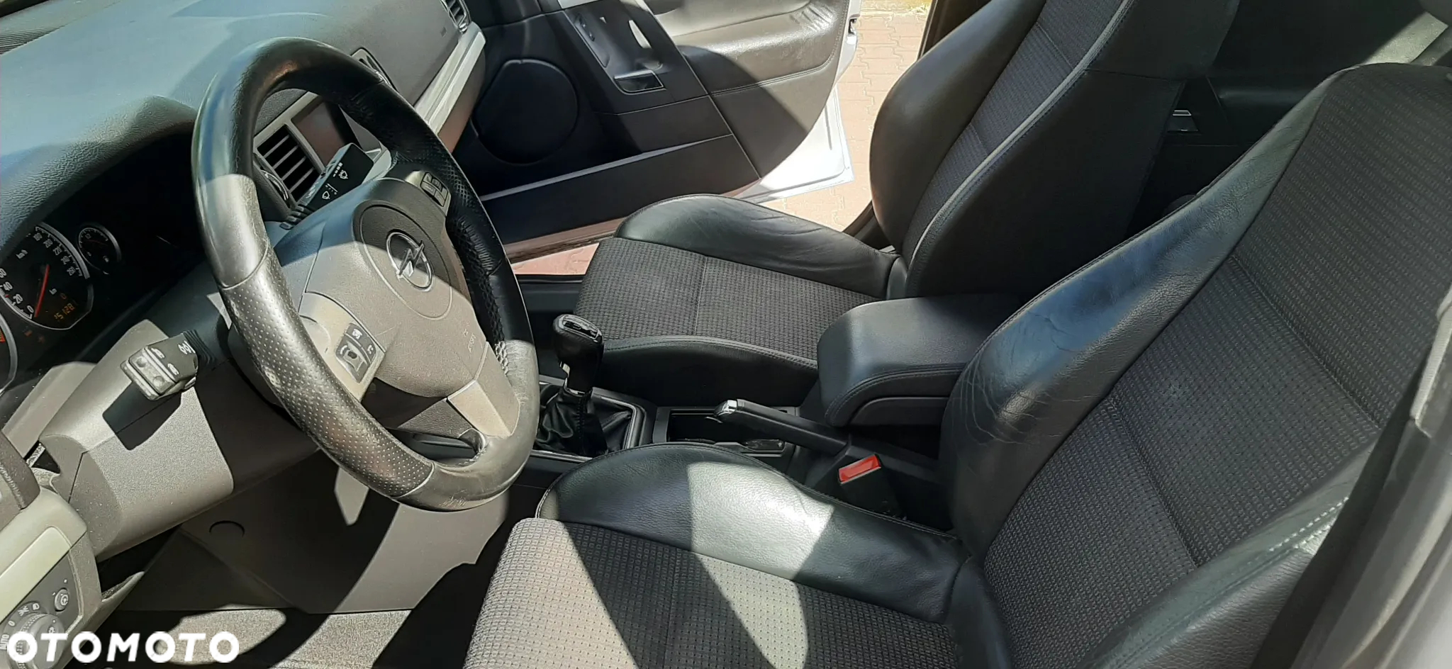 Opel Vectra 2.2 GTS - 10