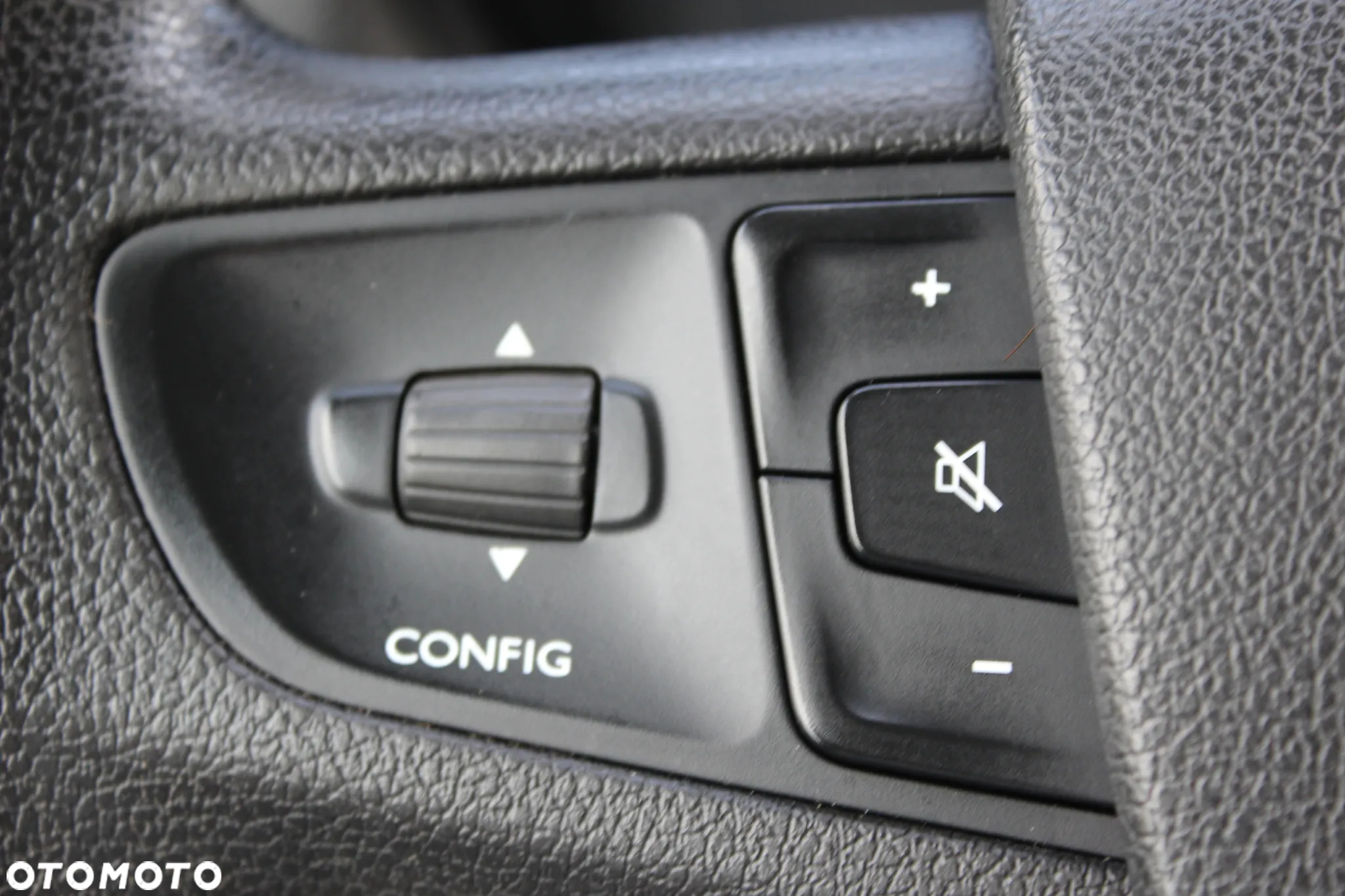 Opel Vivaro - 17