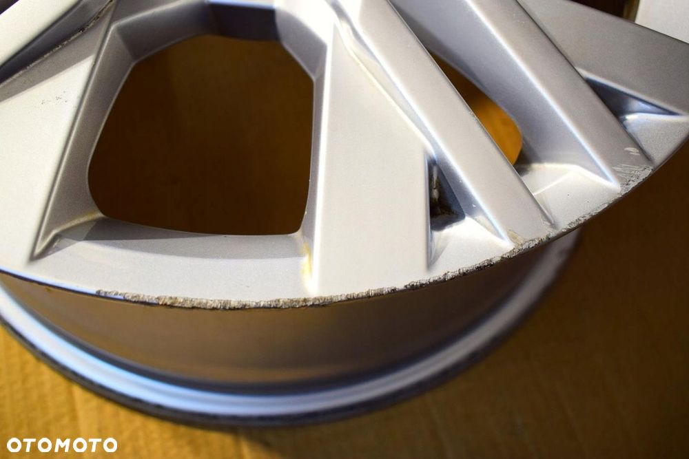 VW 17 Passat B8 3G0 Oryginał - 2