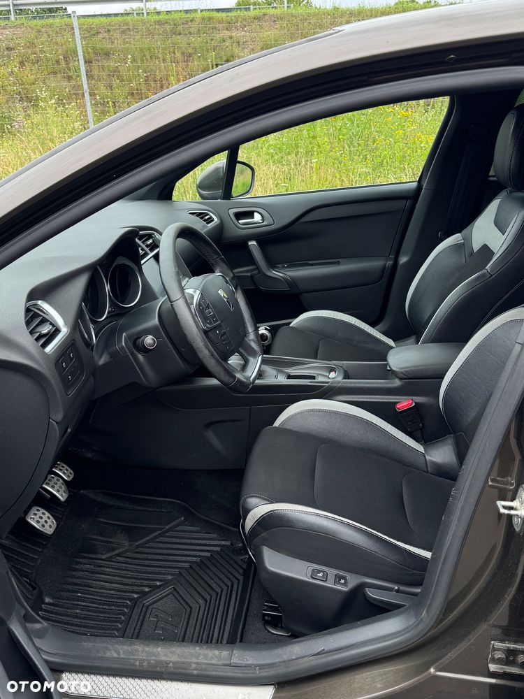 Citroën DS4 HDi 165 SportChic - 8