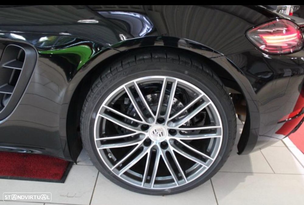 Porsche 718 Cayman 2.0 Style Edition - 9