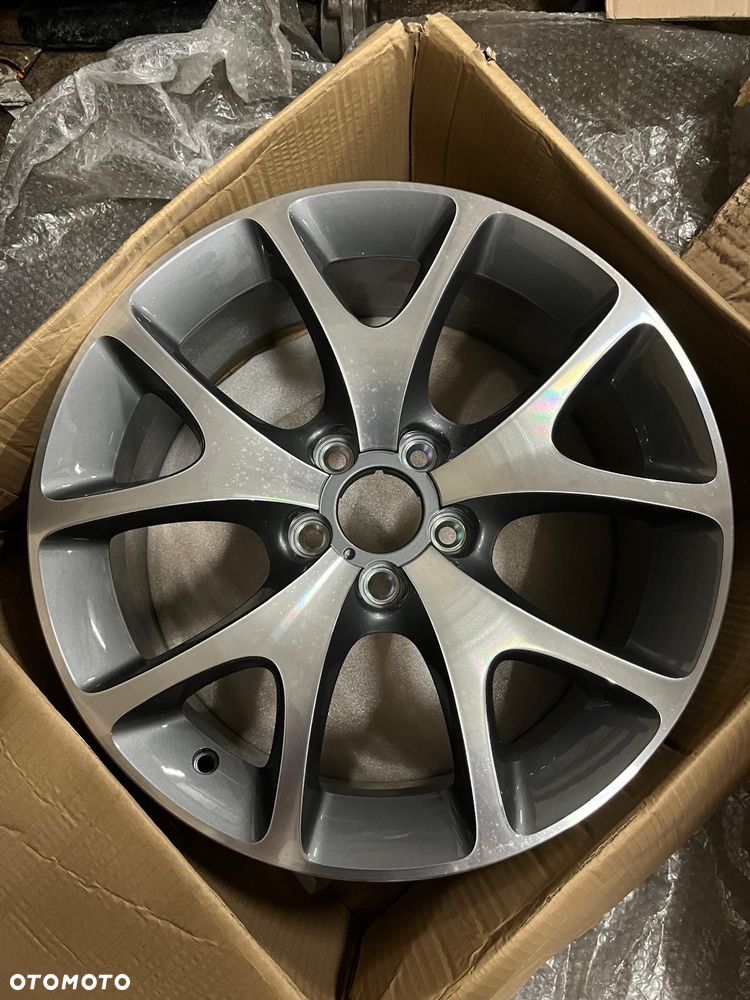 Opel Corsa D opc felga 18 - 1