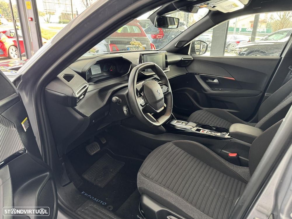 Peugeot e-2008 50 kWh Active Pack - 26