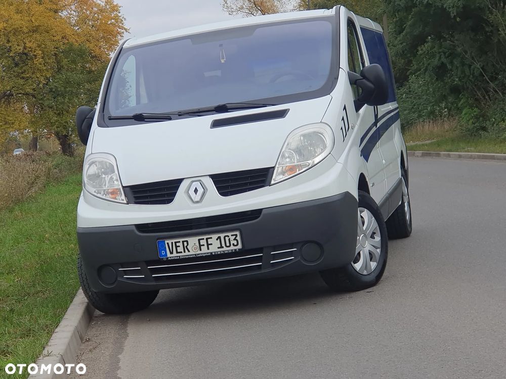 Renault TRAFIC - 8