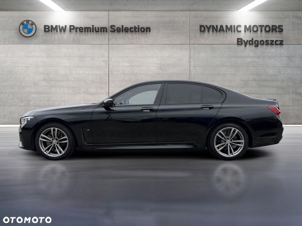BMW Seria 7 750i xDrive sport - 4