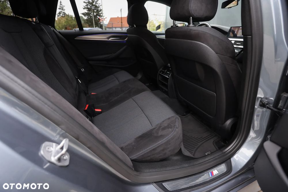 BMW Seria 5 520d M Sport Edition - 26