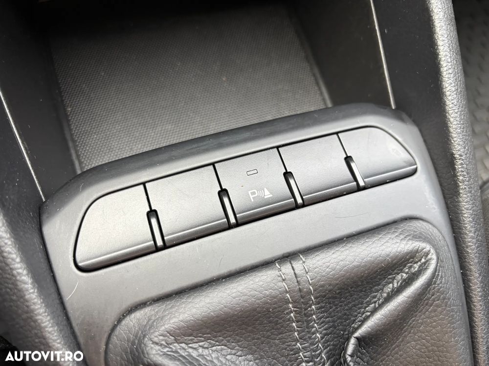 Kia Stonic 1.2 MPI 5MT Trend - 27