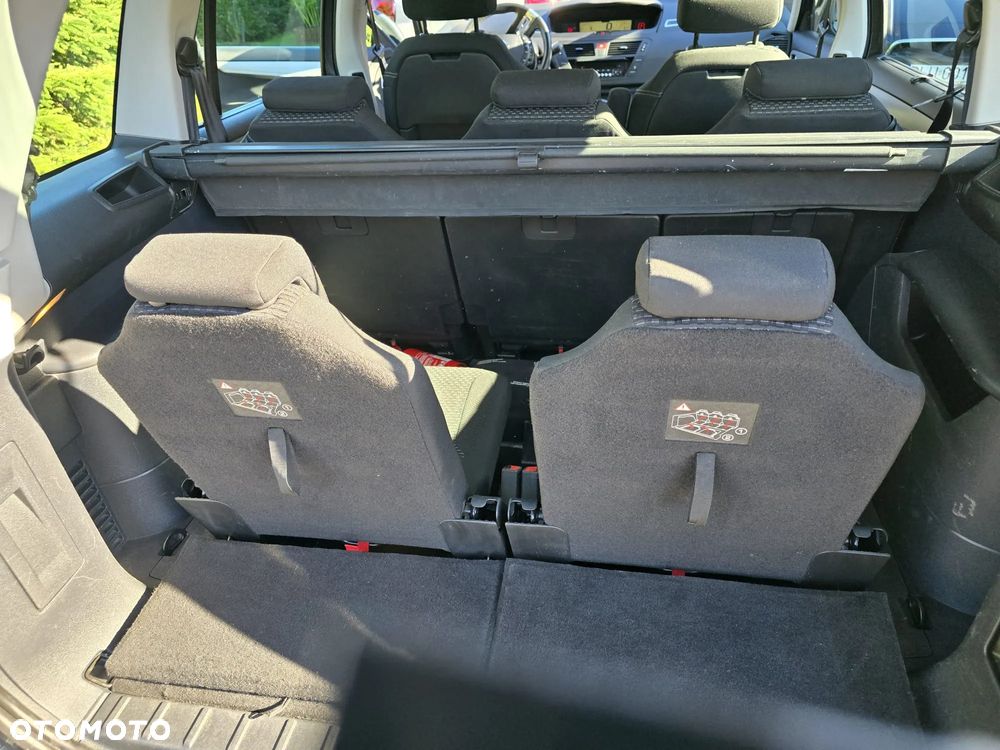 Citroën C4 Picasso - 26