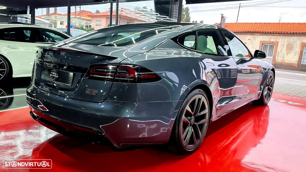Tesla Model S Plaid AWD - 10