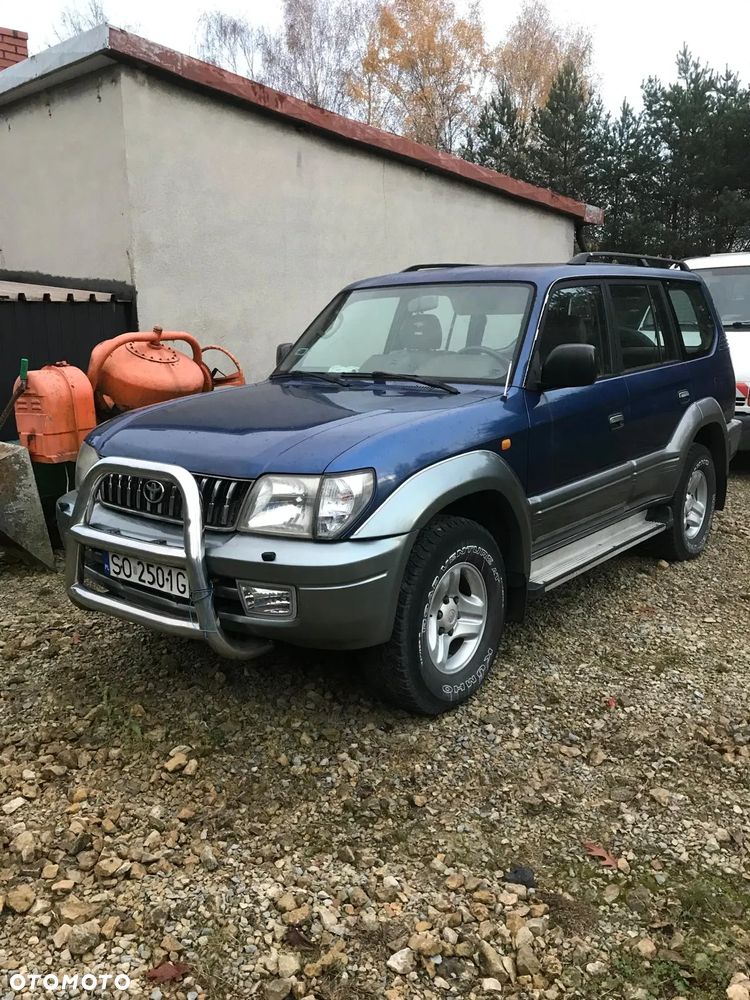 Toyota Land Cruiser - 7