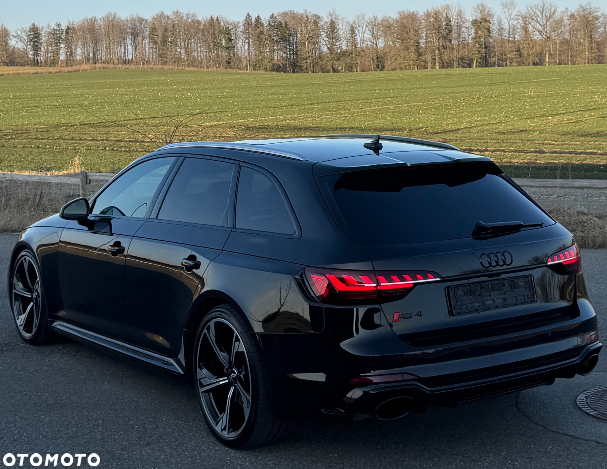 Audi RS4 2.9 TFSI Quattro Tiptr - 8