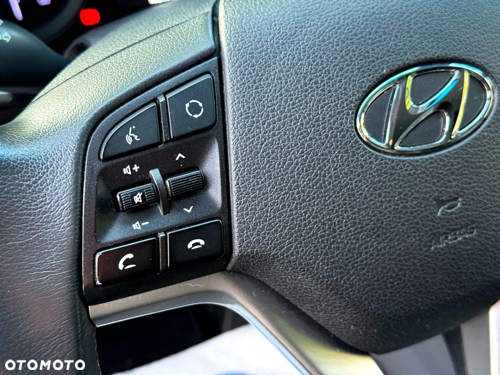 Hyundai Tucson 1.6 CRDi Comfort 2WD - 29
