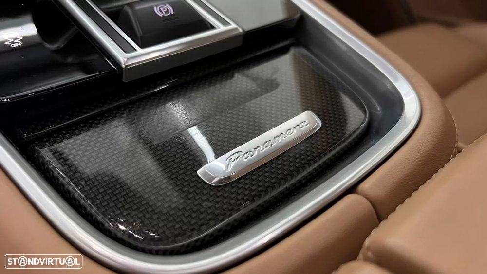 Porsche Panamera Sport Turismo 4 E-Hybrid Platinum Edition - 27