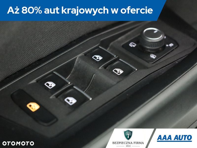 Volkswagen T-Roc - 21