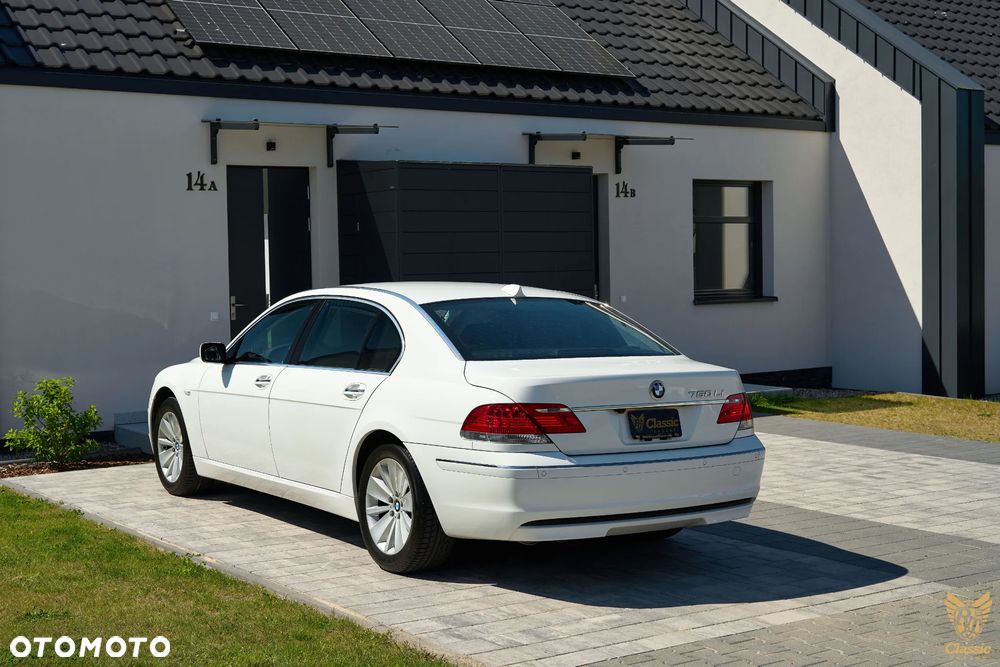 BMW Seria 7 750i L - 5