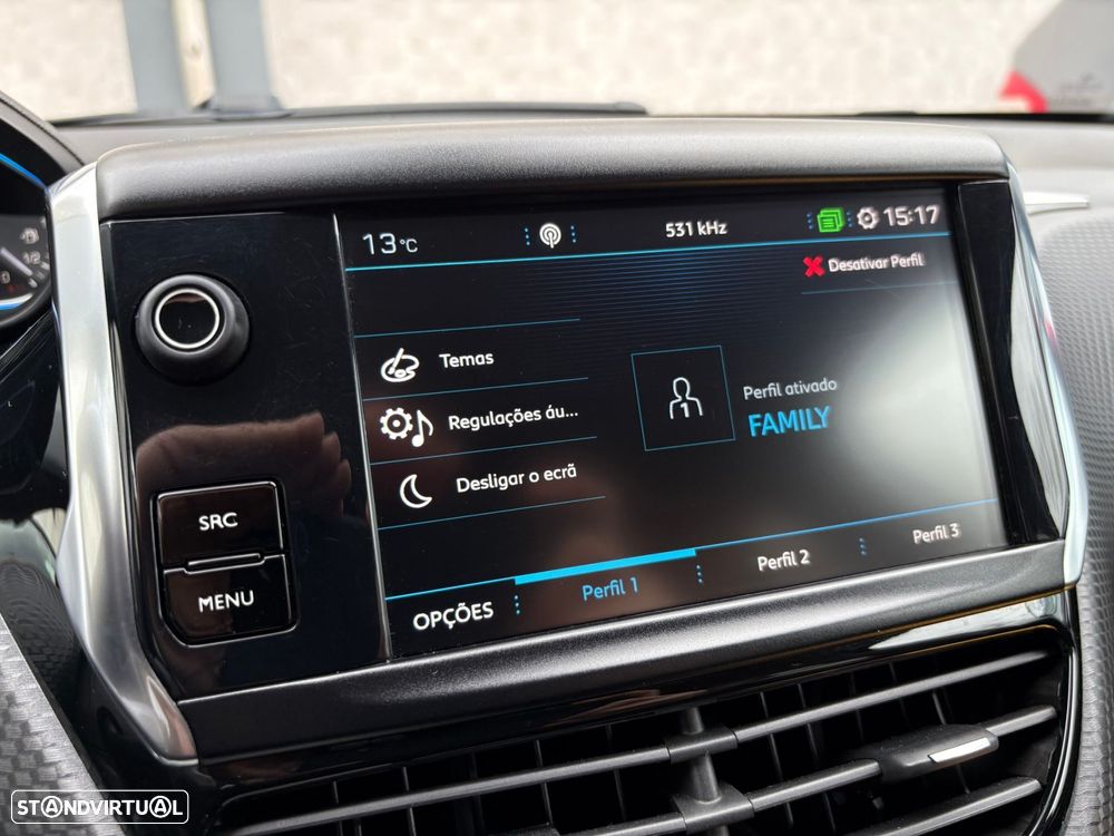 Peugeot 2008 1.2 PureTech Allure - 29