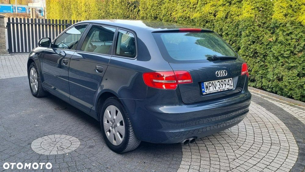 Audi A3 Sportback - 4