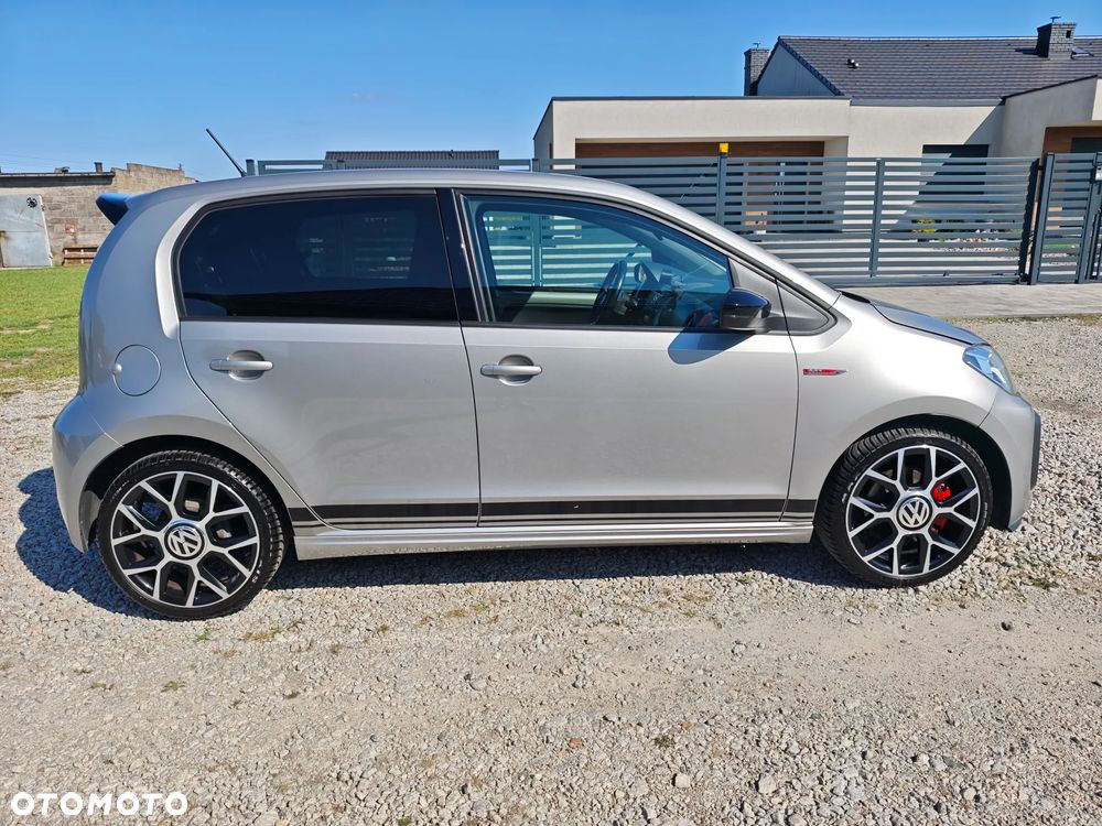 Volkswagen up! GTI - 2