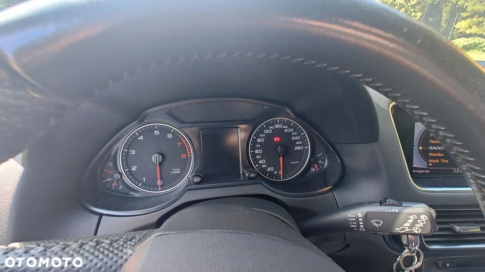 Audi Q5 3.2 FSI Quattro S tronic - 14