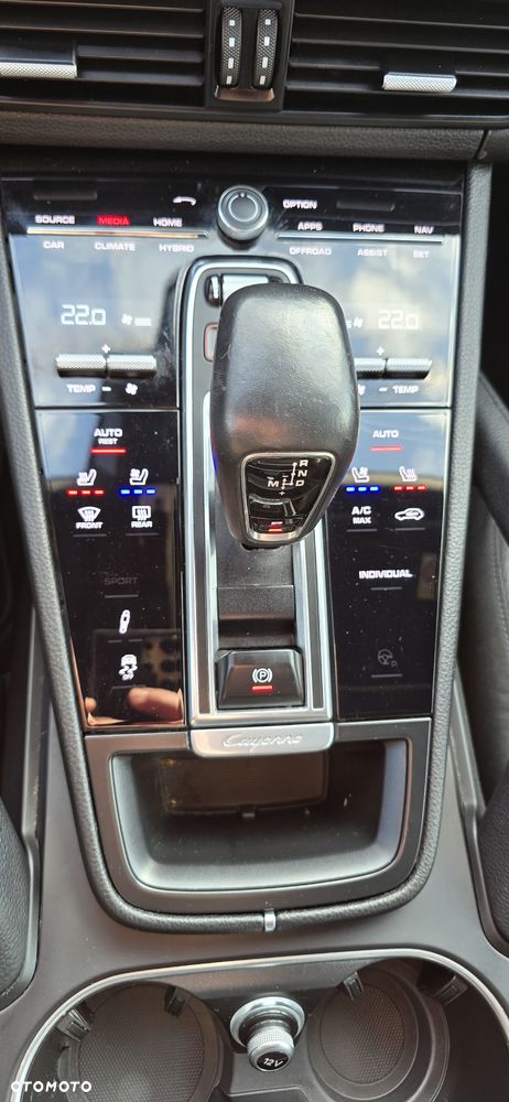 Porsche Cayenne - 13