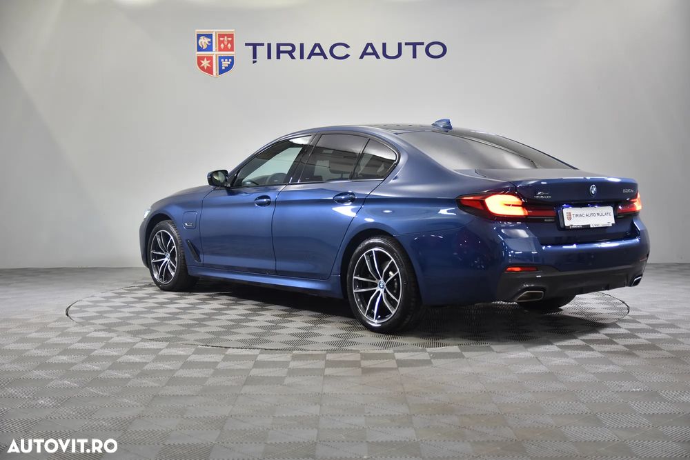 BMW Seria 5 530e xDrive Aut. - 3