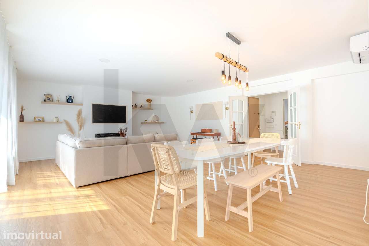 Espetacular Duplex T3 Renovado no Montijo: Design Moderno, Terraço com - Grande imagem: 4/49