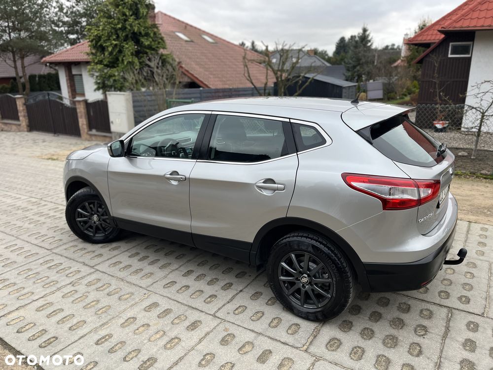 Nissan Qashqai 1.2 DIG-T Visia EU6 - 32