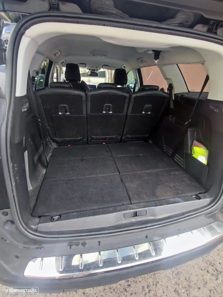 Peugeot 5008 1.5 BlueHDi Allure Pack EAT8 - 28
