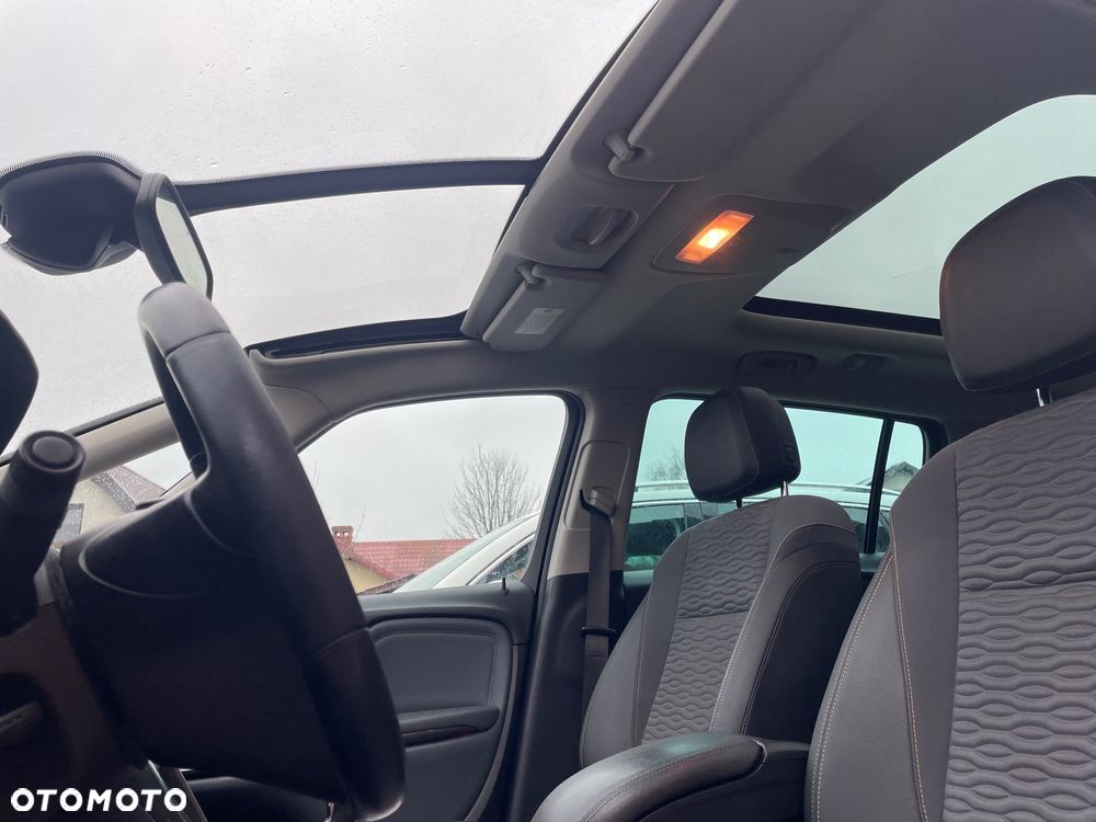 Opel Zafira - 8