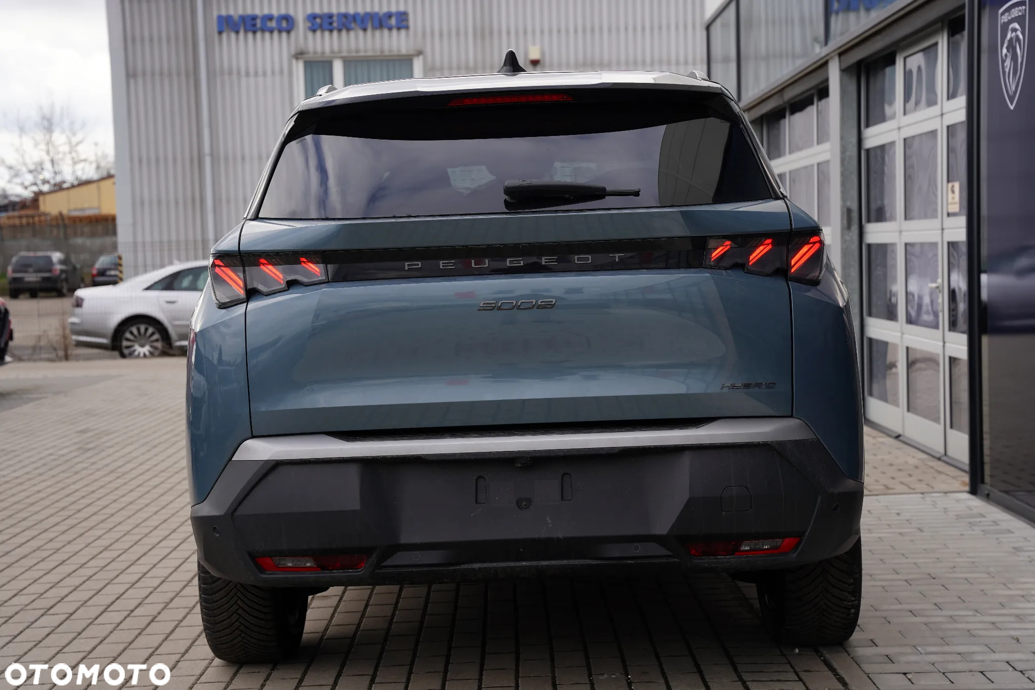 Peugeot 5008 1.2 PureTech mHEV GT S&S e-DCS6 - 4